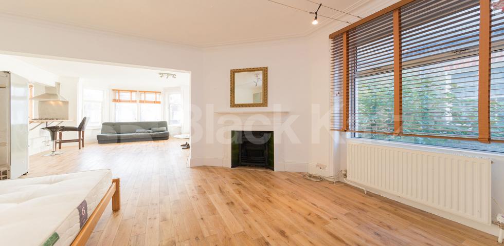 			NEW INSTRUCTION, Studio Apartment, 1 bath, 1 reception Flat			 Birch Grove , ACTON 